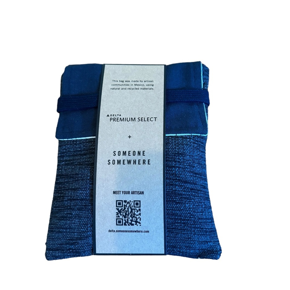 Delta Premium Select Someone Somewhere
Artisan-Made Amenity Kit. Unisex. NWT